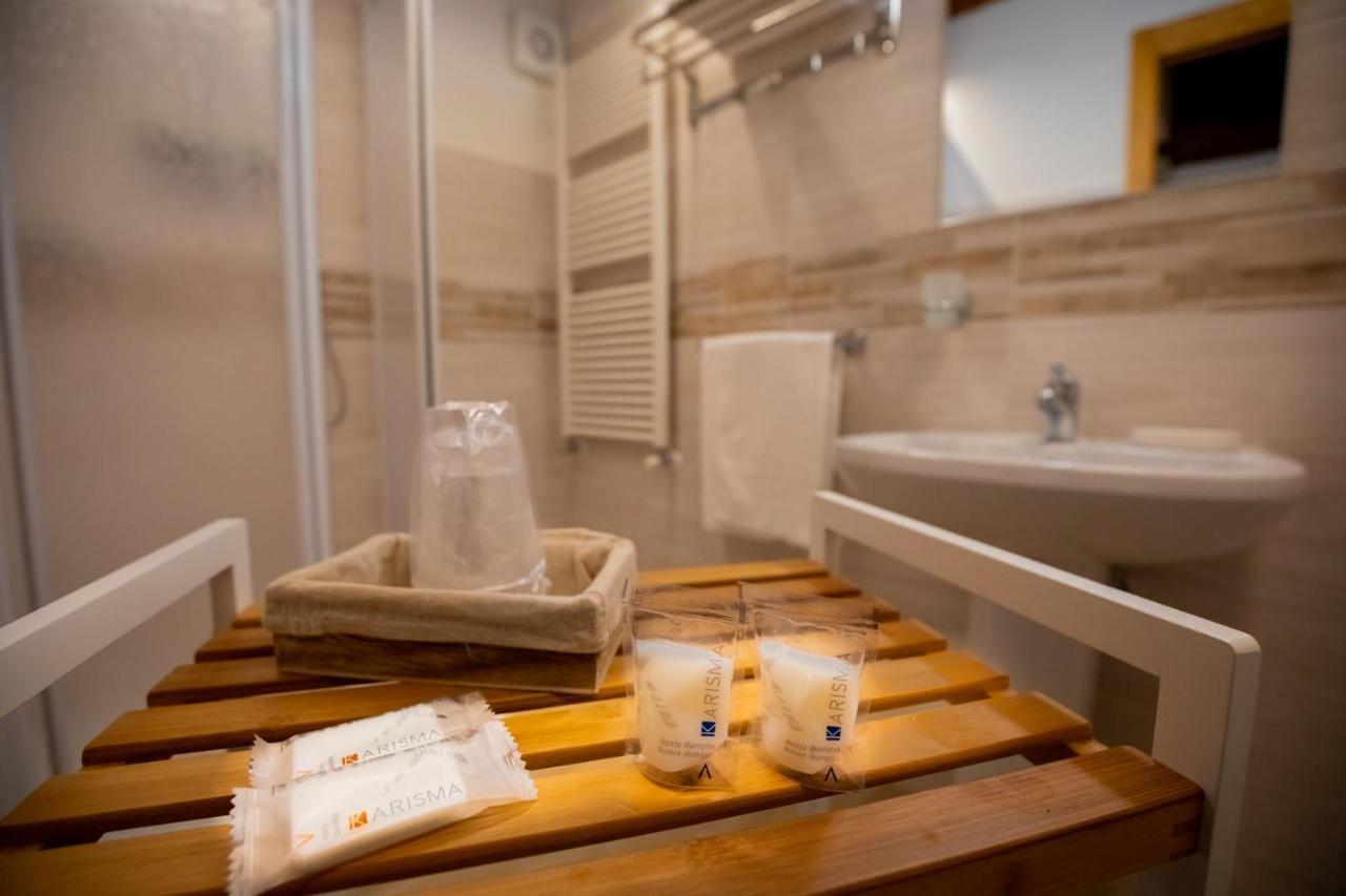 Miki Central Appartament Apartment Aosta Luaran gambar