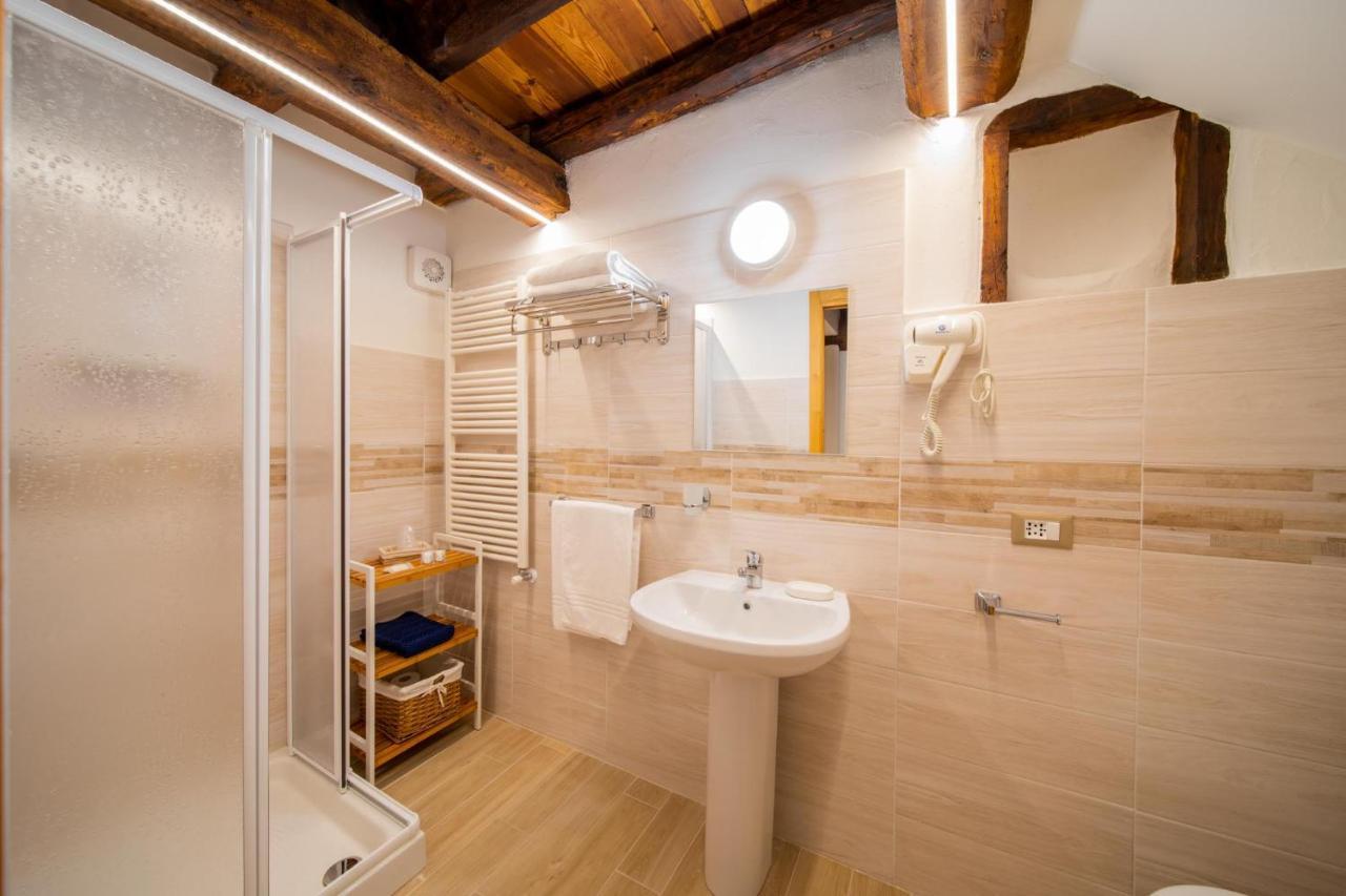 Miki Central Appartament Apartment Aosta Luaran gambar
